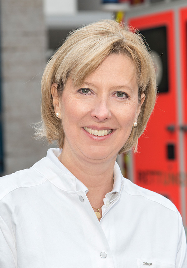 Dr Elisabeth Boesl web